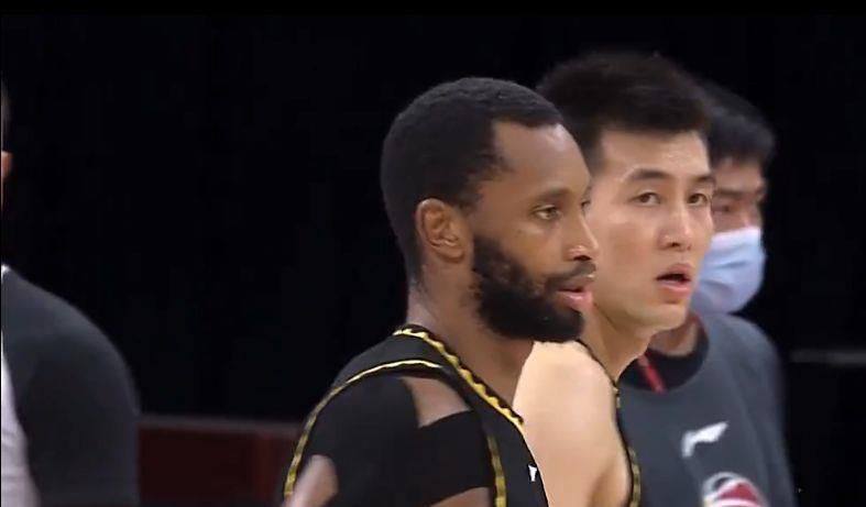 推荐理由：马丽这次在电影中真正摆脱了喜剧标签，此外在劳动节看劳动者奋斗史也特别应景。