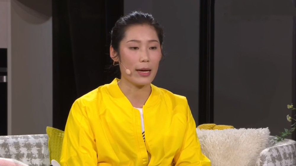 在魔法世界，哈利·波特接触的第一个巫师家庭韦斯莱一家，女主人莫莉·韦斯莱由凯瑟琳·帕金森饰演。